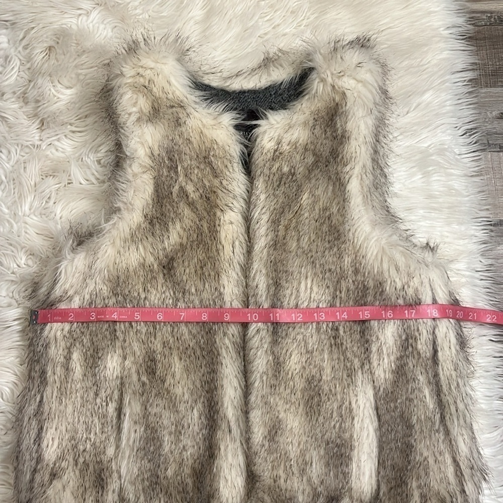 Victoria’s Secret Supermodel Essentials faux fur vest S - Picture 10 of 13